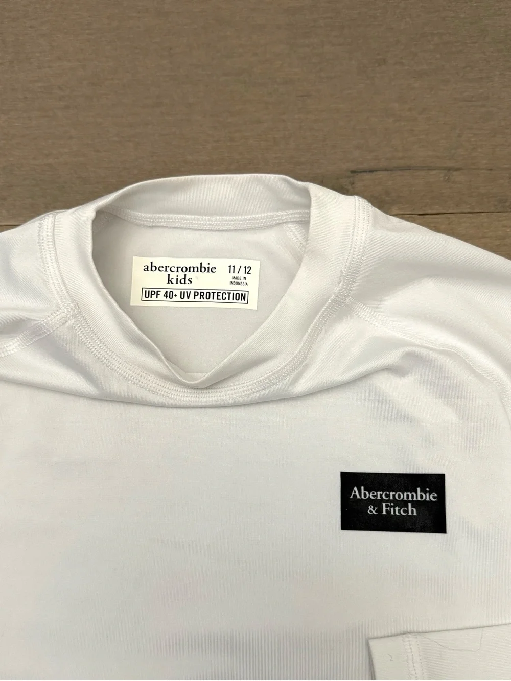 Abercrombie & Fitch lightweight stretchy